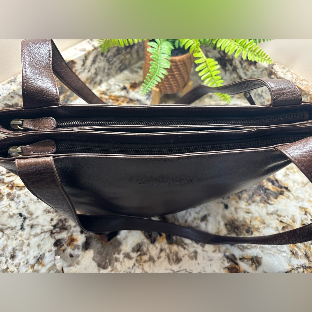 Derek Alexander Leather Purse - Picture 5 of 16
